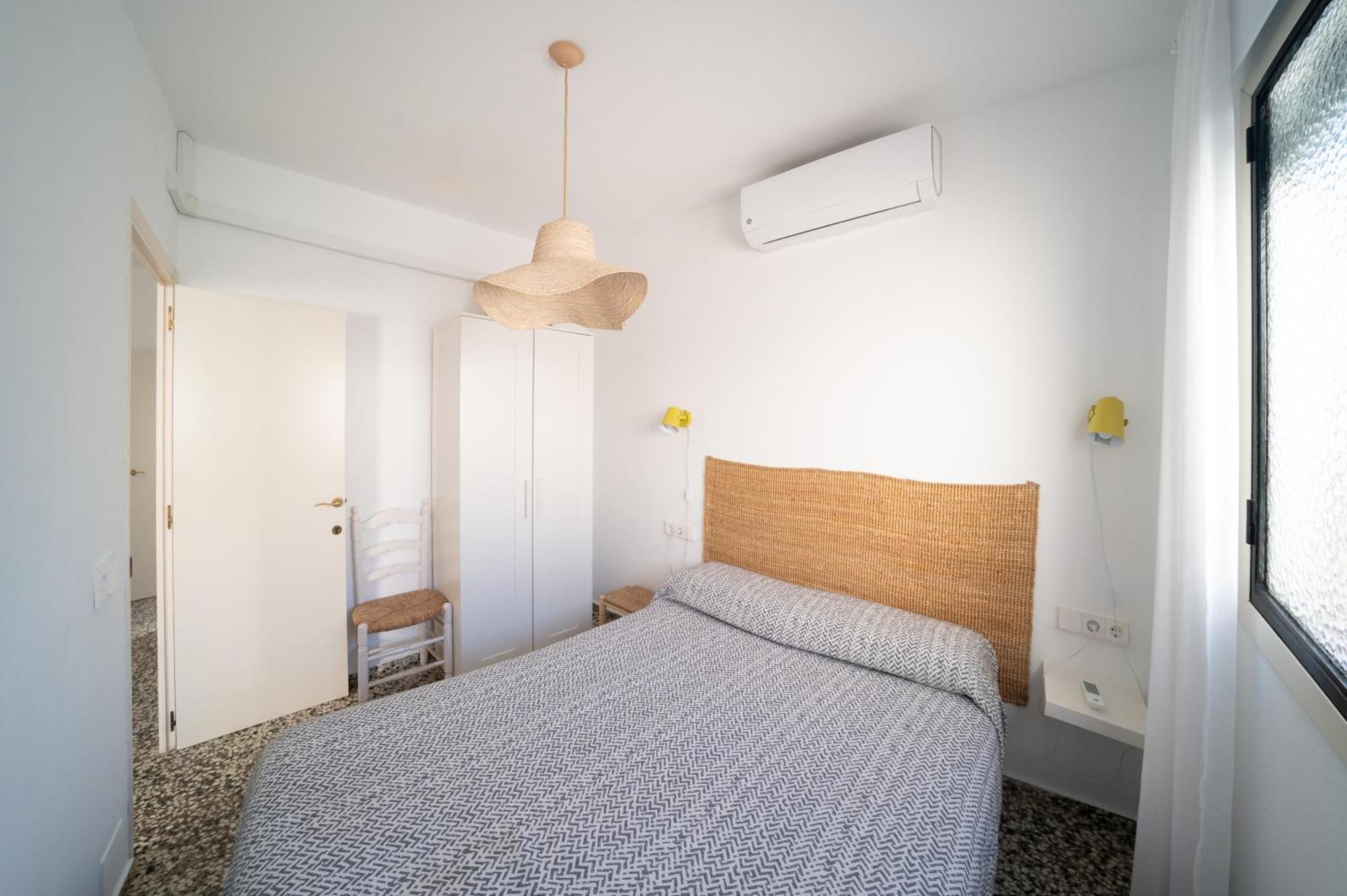 Tradicional Apartamento Central De 2 Camas Dobles เบนัลมาเดนา ภายนอก รูปภาพ