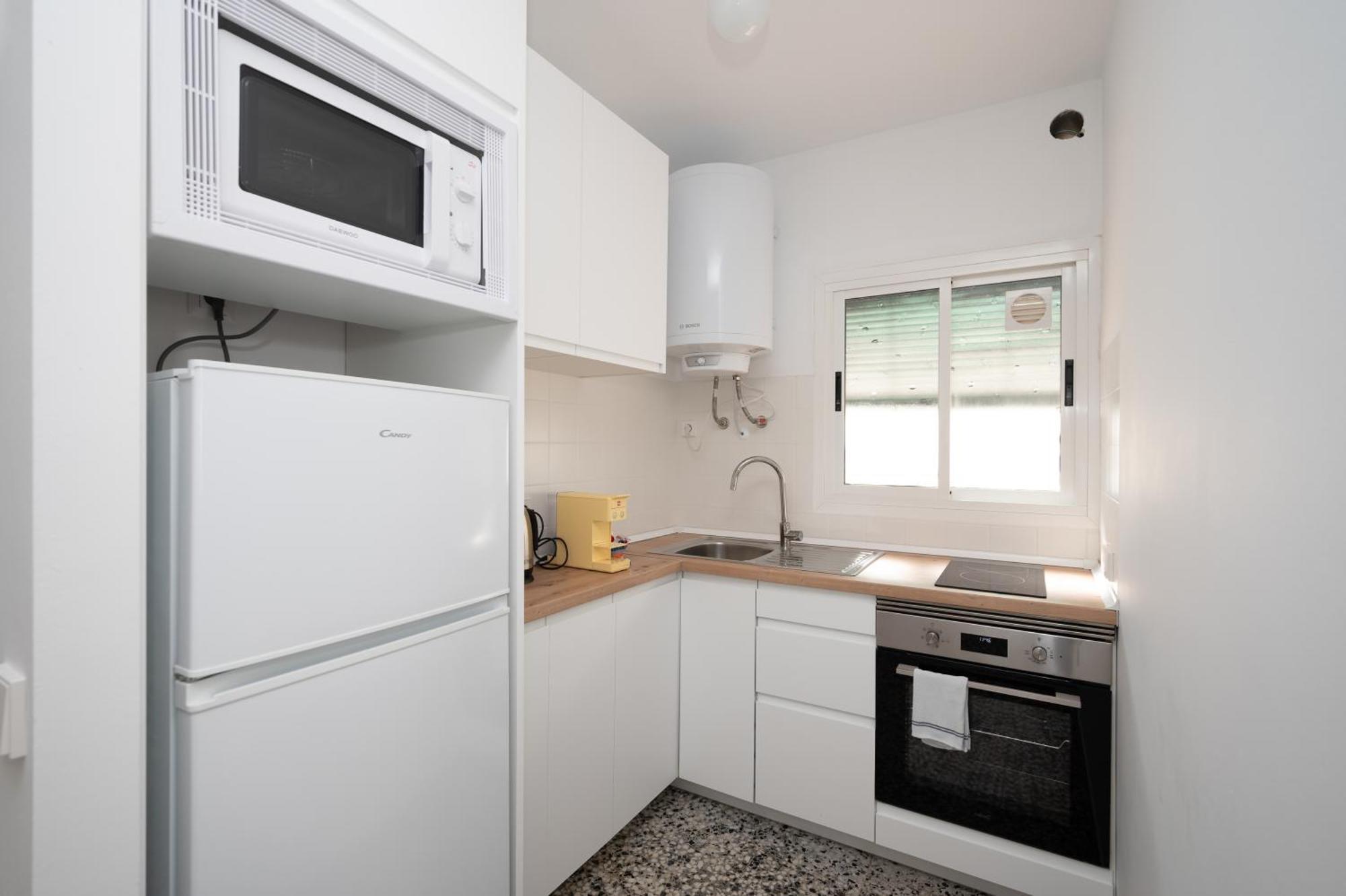 Tradicional Apartamento Central De 2 Camas Dobles เบนัลมาเดนา ภายนอก รูปภาพ