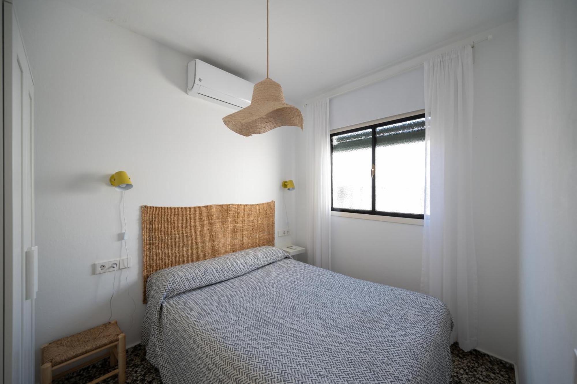 Tradicional Apartamento Central De 2 Camas Dobles เบนัลมาเดนา ภายนอก รูปภาพ