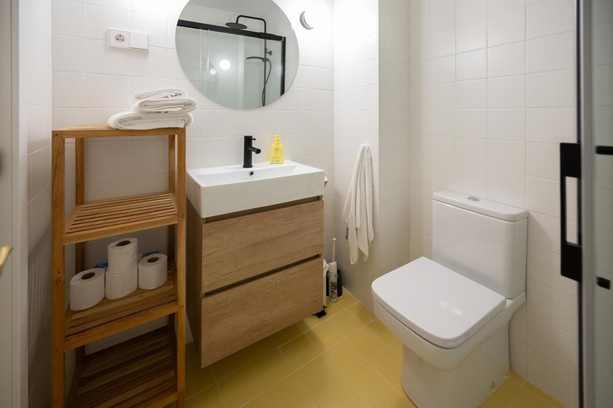 Tradicional Apartamento Central De 2 Camas Dobles เบนัลมาเดนา ภายนอก รูปภาพ
