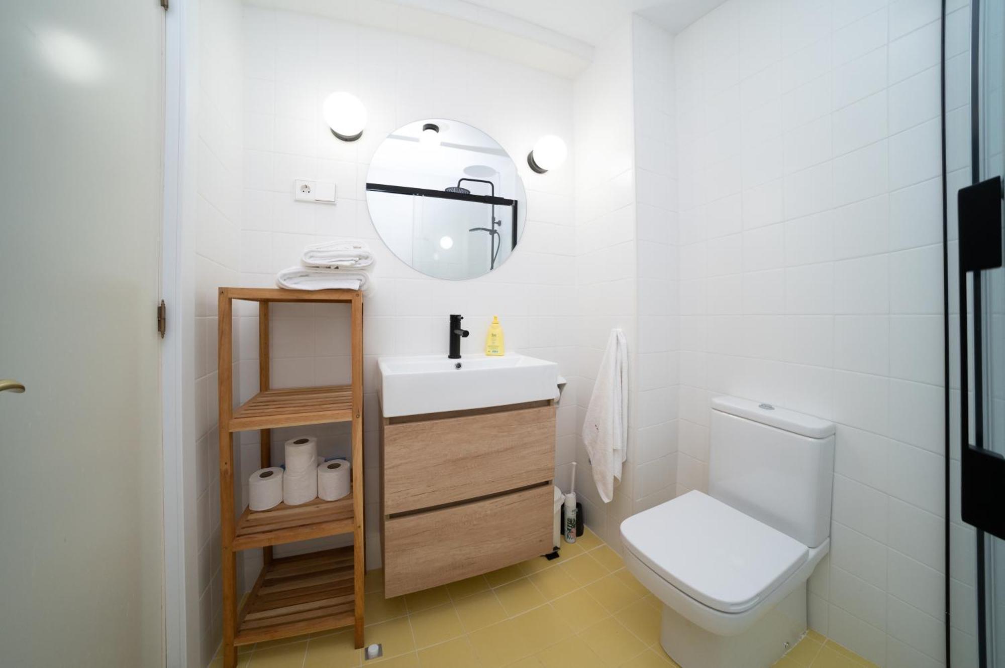 Tradicional Apartamento Central De 2 Camas Dobles เบนัลมาเดนา ภายนอก รูปภาพ