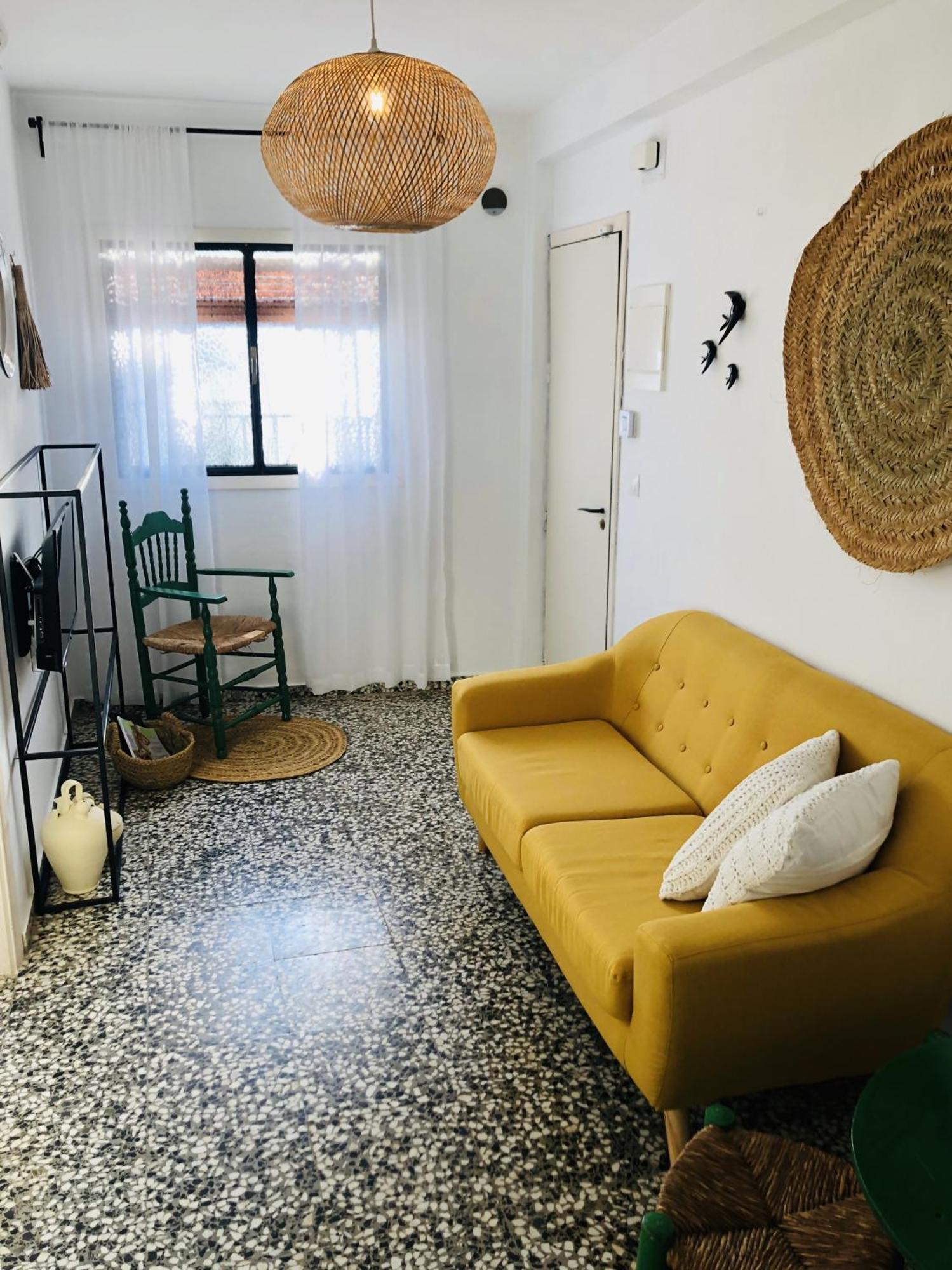 Tradicional Apartamento Central De 2 Camas Dobles เบนัลมาเดนา ภายนอก รูปภาพ